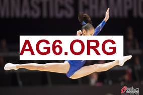 詹姆斯谈肘部受伤未获吹罚：裁判总说边缘犯规，我都听腻了